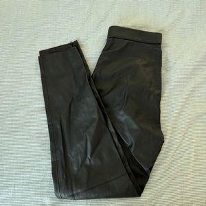 Zara Médium Black pleather high waisted pants skinny